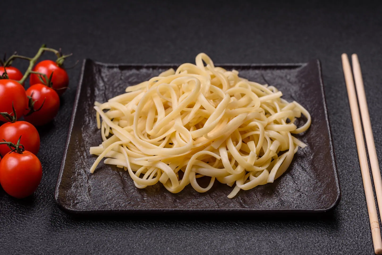 rice-noodles-with-beans-meat-tomato-sauce-spice-2026-01-07-06-31-34-utc